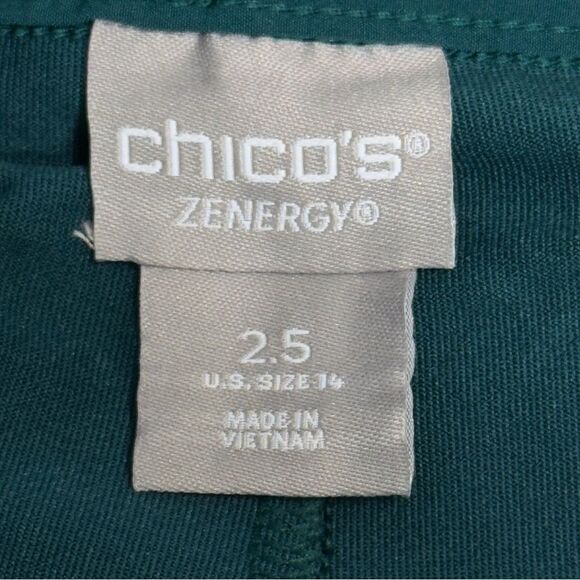 Chico’s Zenergy UPF Curved Hem Skort - Size 14 - Picture 11 of 13